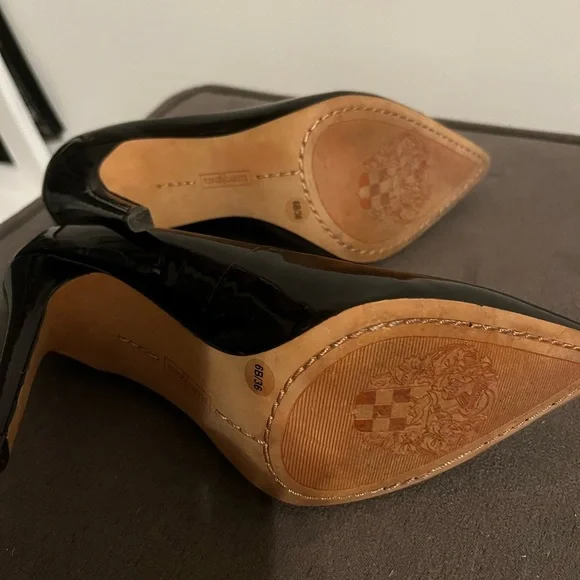 Vince Camuto Black Heels - Picture 6 of 6
